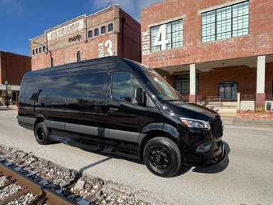 Mercedes-Benz Platinum Edition VIP Shuttle Sprinter