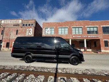 Mercedes-Benz Platinum Edition VIP Shuttle Sprinter